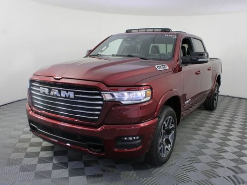 Used 2025 RAM 1500 Laramie w/ Laramie Southwest Edition AWD/4WD image 24