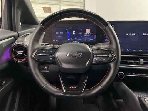 Used 2024 Chevrolet Equinox EV RS image 21