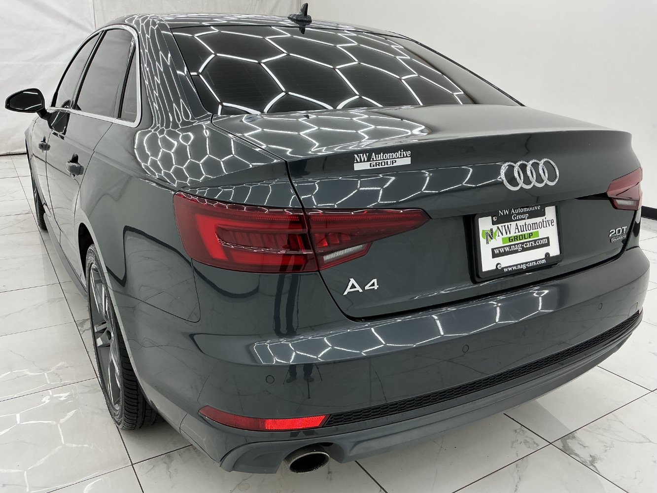 Used 2018 Audi A4 2.0T Premium Plus w/ Premium Plus Package AWD/4WD image 9