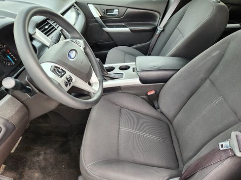 Used 2013 Ford Edge SE image 15
