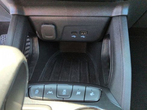 Used 2025 Chevrolet TrailBlazer LT w/ Driver Confidence Package FWD image 26