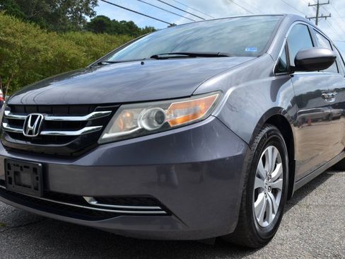 Used 2016 Honda Odyssey EX-L image 2
