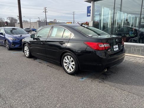 Used 2017 Subaru Legacy 2.5i Premium image 9
