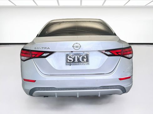 Used 2020 Nissan Sentra S w/ Trunk Package FWD image 5