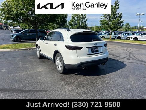 Used 2017 INFINITI QX70 AWD image 7