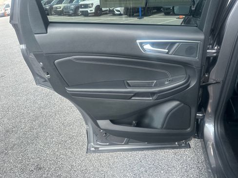 Certified 2024 Ford Edge Titanium AWD/4WD image 24