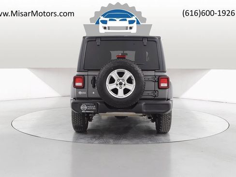 Used 2018 Jeep Wrangler Unlimited Sport S image 5