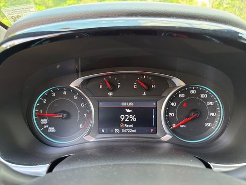 Used 2023 Chevrolet Traverse LT FWD image 26