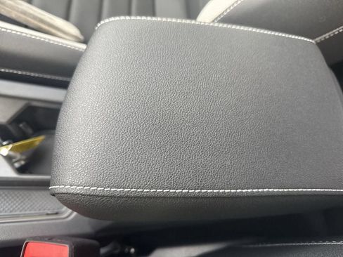 New 2026 Volkswagen Taos SEL AWD/4WD image 37