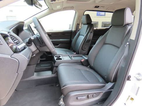New 2026 Honda Odyssey Elite image 13