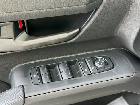 New 2025 Toyota Tacoma TRD Off-Road AWD/4WD image 18