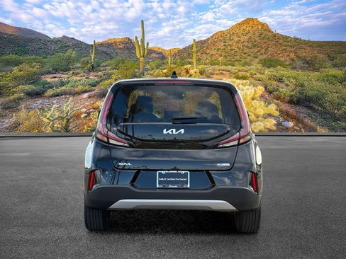 Certified 2025 Kia Soul EX FWD image 9