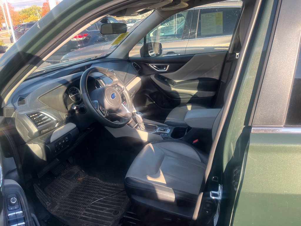 Used 2023 Subaru Forester Limited AWD/4WD image 4