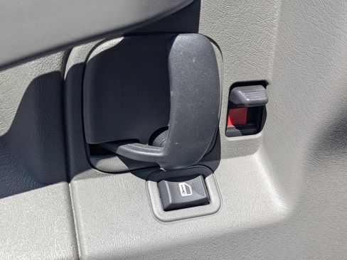 New 2025 GMC Savana 3500 w/ Power Convenience Package RWD image 23