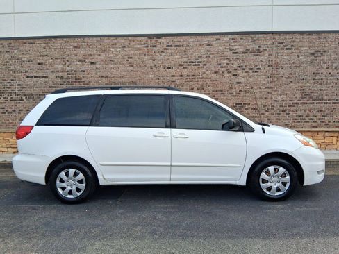 Used 2006 Toyota Sienna CE FWD image 6