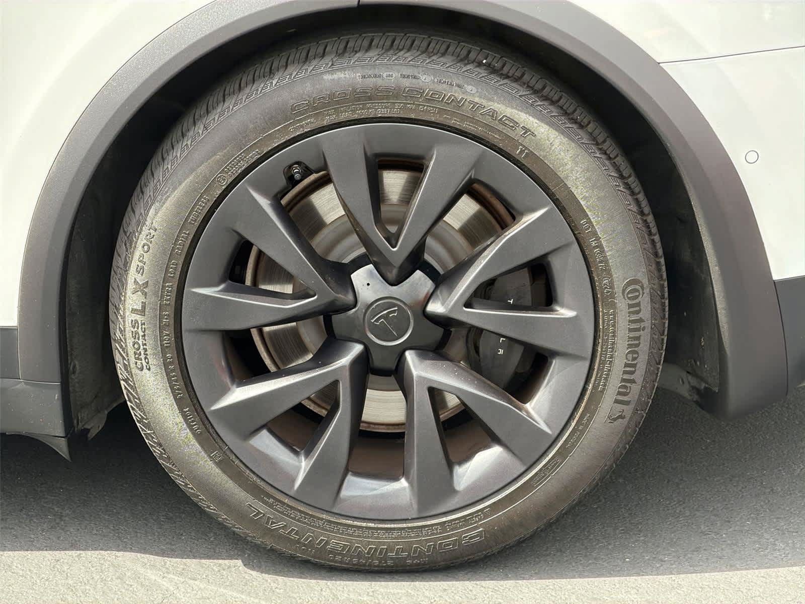 Used 2022 Tesla Model X AWD/4WD image 9