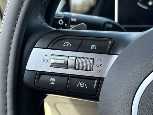 Used 2025 Hyundai Santa Cruz Limited image 33