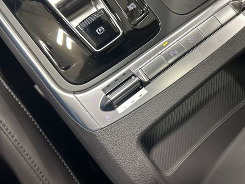 New 2026 Kia Carnival SX image 24