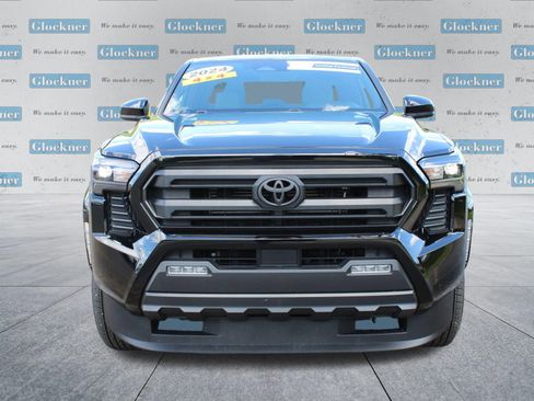 Used 2024 Toyota Tacoma SR5 AWD/4WD image 2
