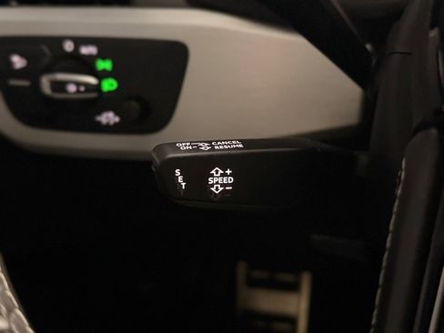 Used 2019 Audi S4 Premium Plus w/ Premium Plus Package image 29