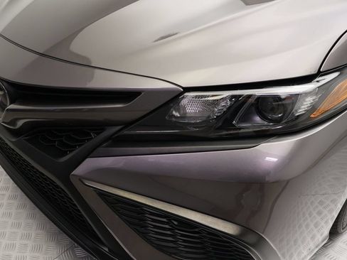 Certified 2023 Toyota Camry SE FWD image 3