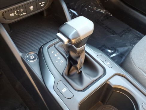 Used 2025 Kia K4 LXS image 27