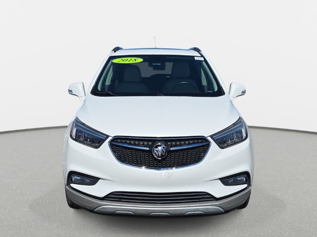 Used 2018 Buick Encore Essence w/ Experience Buick Package FWD image 2