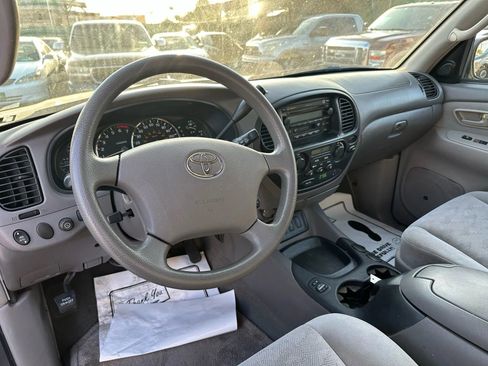 Used 2005 Toyota Sequoia SR5 image 11
