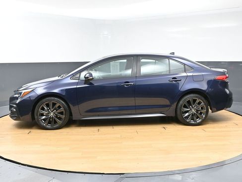 Used 2024 Toyota Corolla SE FWD image 6