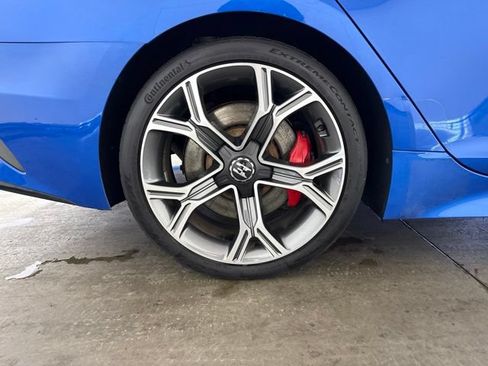 Used 2018 Kia Stinger GT2 AWD/4WD image 11