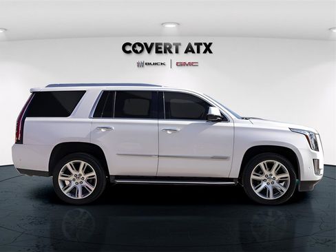 Used 2019 Cadillac Escalade Luxury image 6