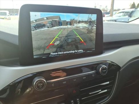 Certified 2022 Ford Escape SEL image 19