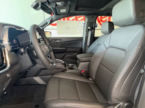 New 2026 GMC Canyon Elevation w/ Convenience Package image 15