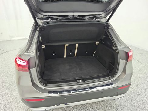 Used 2025 Mercedes-Benz GLA 250 image 22