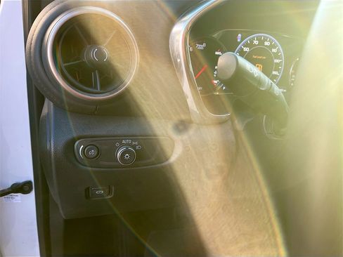 Used 2024 Chevrolet Blazer Premier w/ Driver Confidence II Package image 10