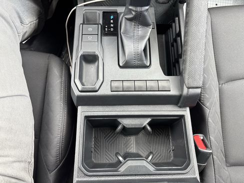 Used 2025 Toyota Tacoma SR RWD image 33