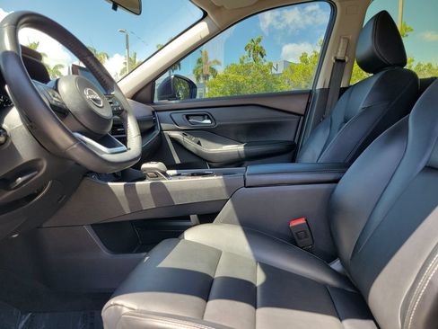 Certified 2023 Nissan Rogue SV w/ SV Premium B Package FWD image 23