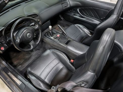 Used 2000 Honda S2000 image 9