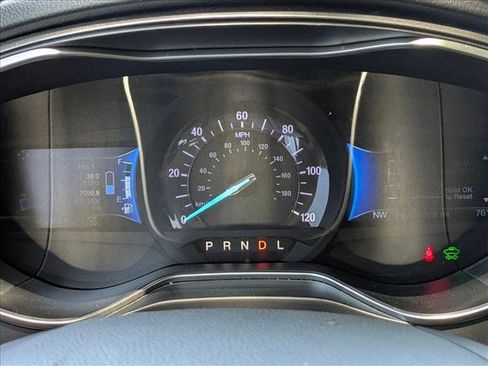 Used 2018 Ford Fusion SE FWD image 11