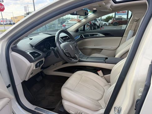 Used 2016 Lincoln MKZ w/ Equipment Group 300A Reserve FWD image 6