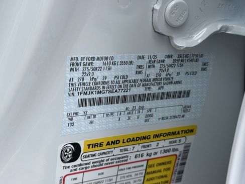 New 2025 Ford Expedition Max Platinum w/ Stealth Performance Package image 36