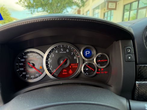 Used 2009 Nissan GT-R Premium AWD/4WD image 32