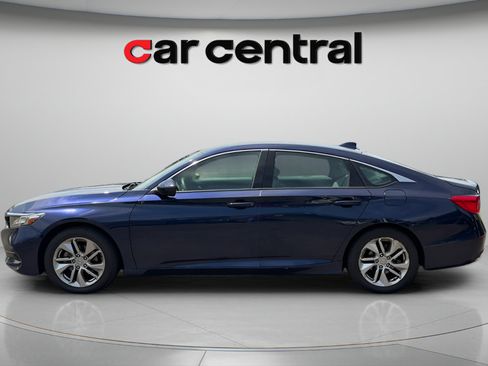Used 2019 Honda Accord LX image 2