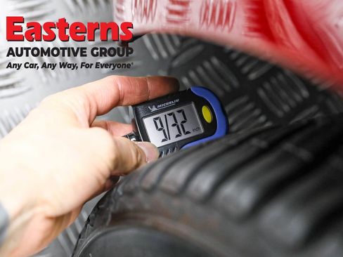 Used 2019 Tesla Model 3 Performance image 23