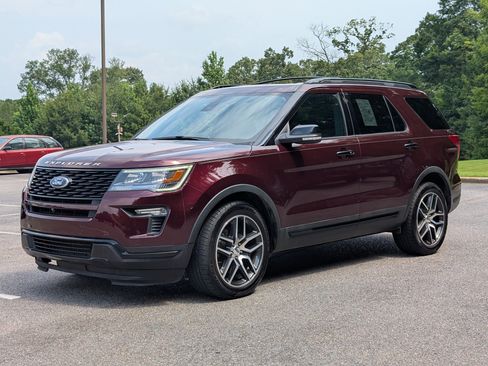 Used 2018 Ford Explorer Sport w/ Equipment Group 401A AWD/4WD image 5