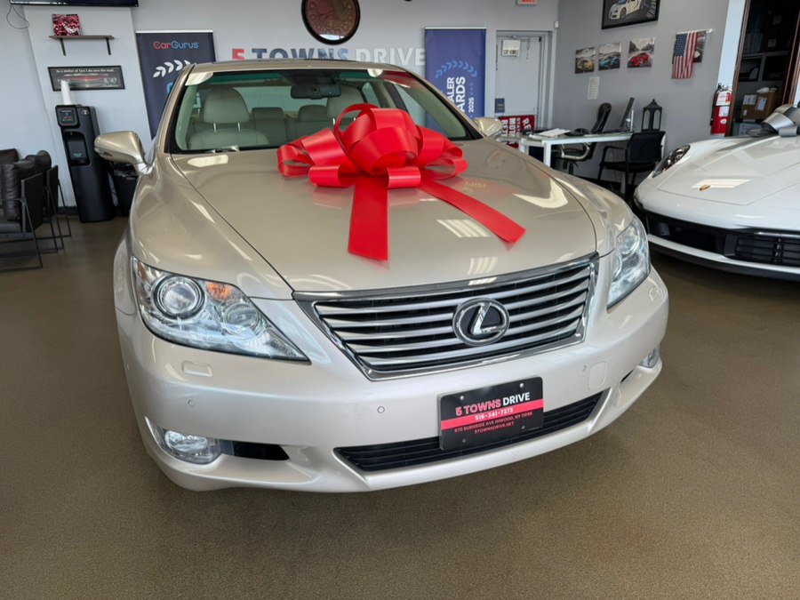 Used 2011 Lexus LS 460 w/ Comfort Pkg RWD image 4