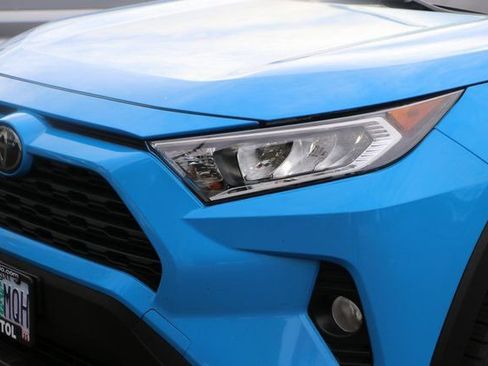 Used 2021 Toyota RAV4 XLE Premium AWD/4WD image 24