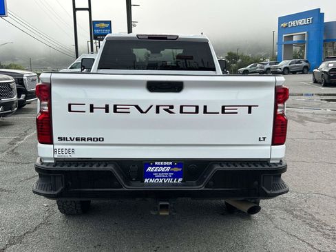 Used 2024 Chevrolet Silverado 2500 LT AWD/4WD image 6