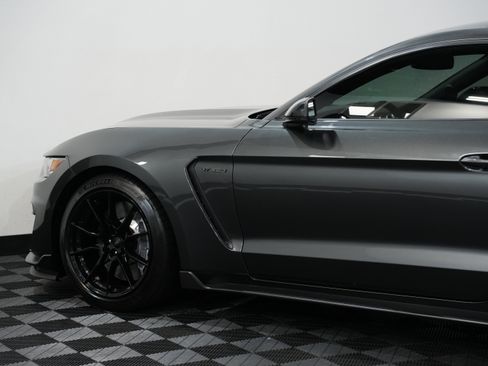 Used 2019 Ford Mustang Shelby GT350 w/ Technology Package image 23