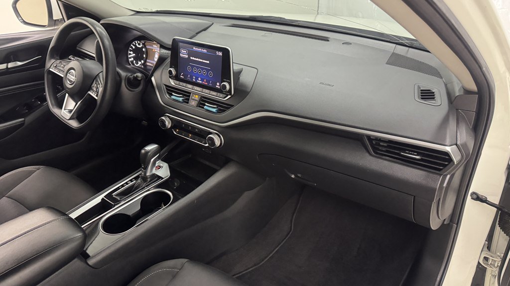 Used 2021 Nissan Altima 2.5 SV FWD image 26